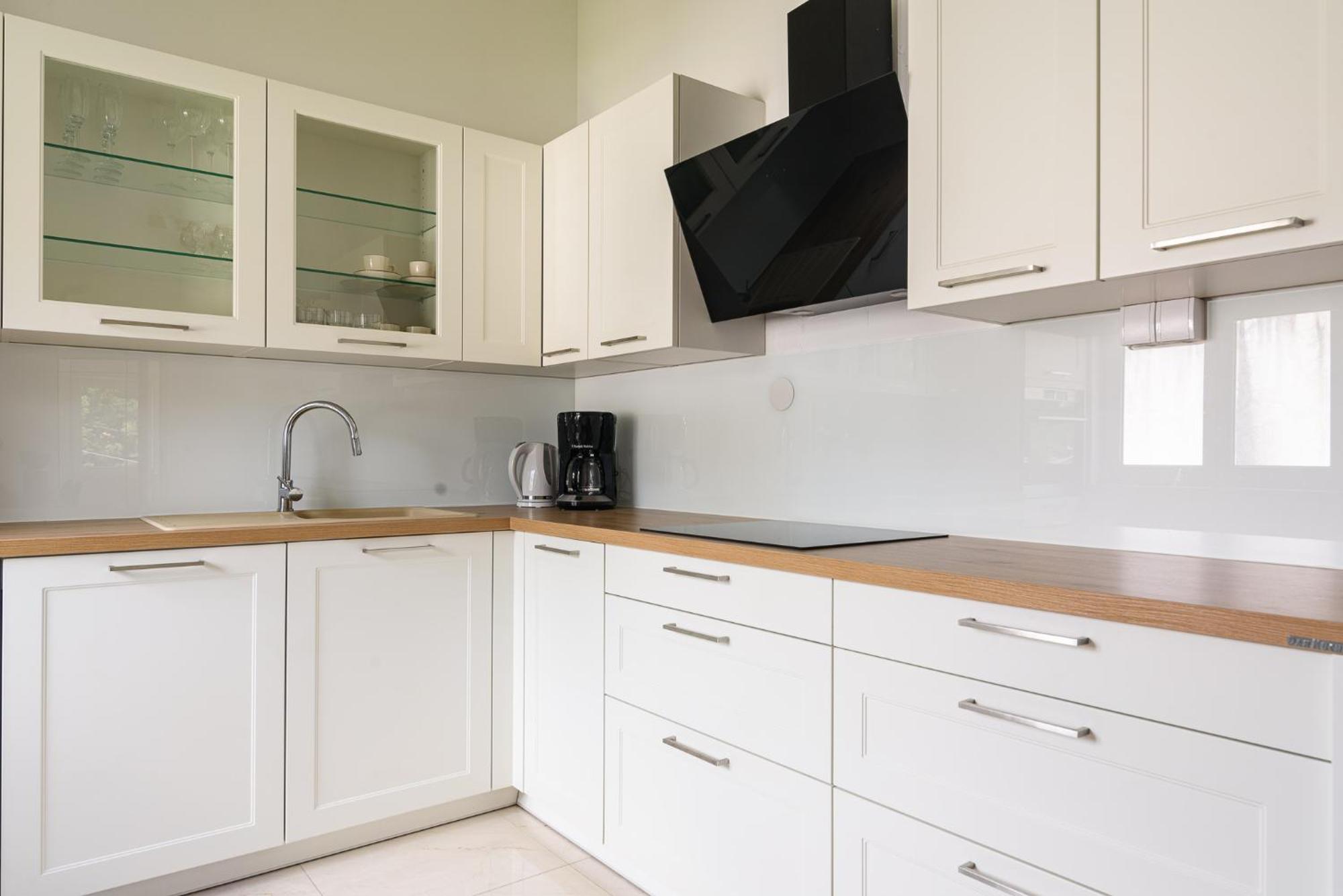טרוגיר Apartments Eva מראה חיצוני תמונה