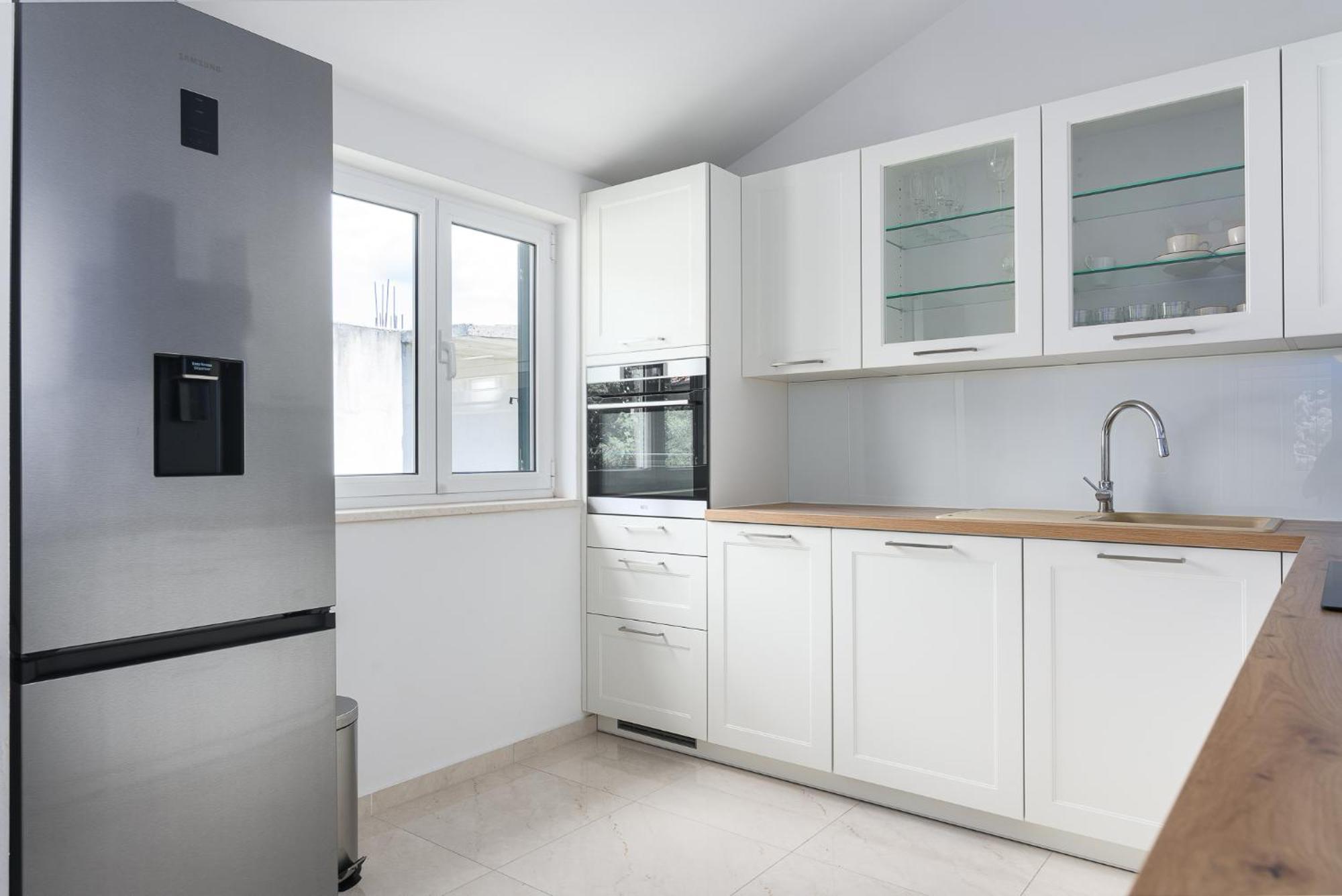 טרוגיר Apartments Eva מראה חיצוני תמונה