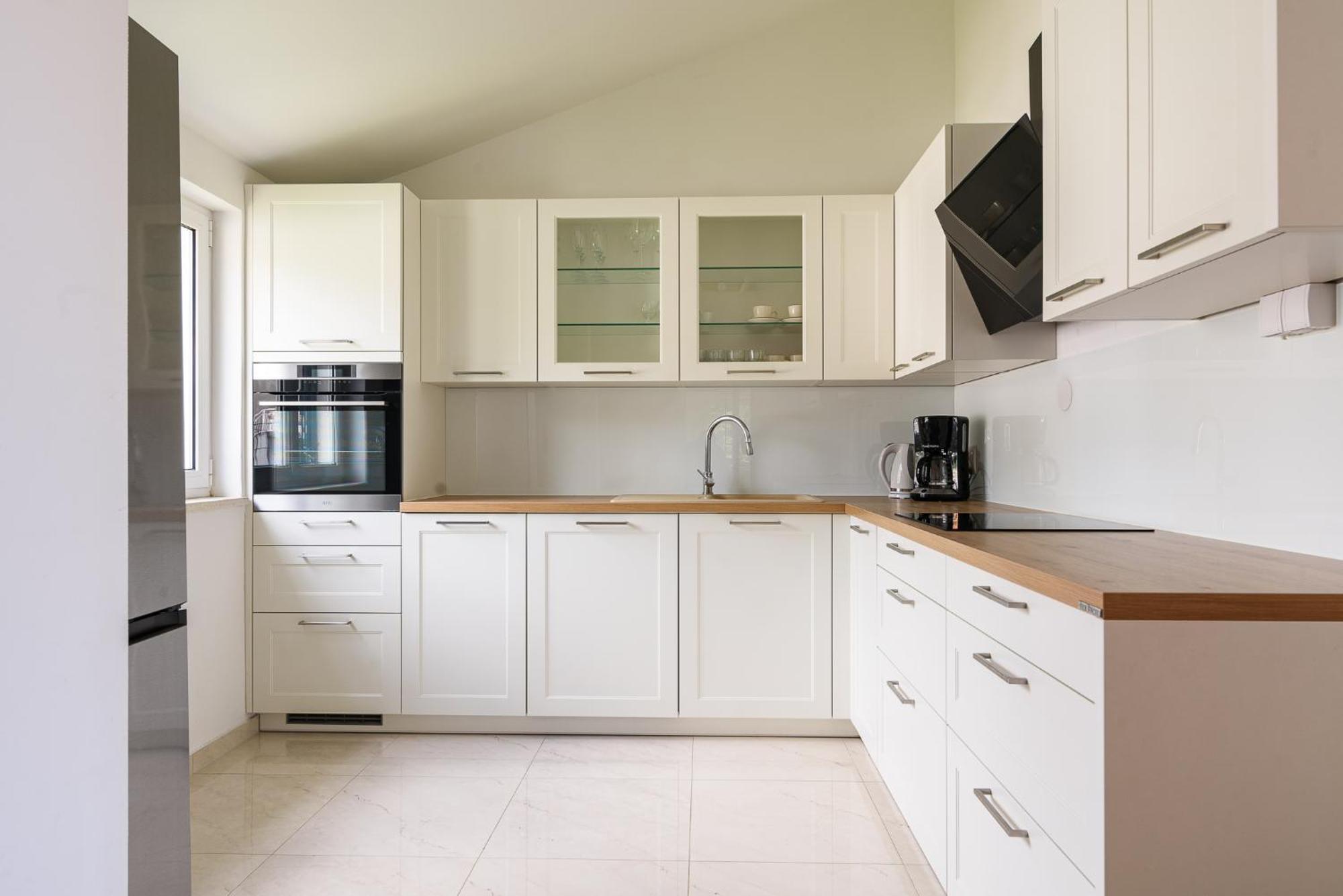 טרוגיר Apartments Eva מראה חיצוני תמונה