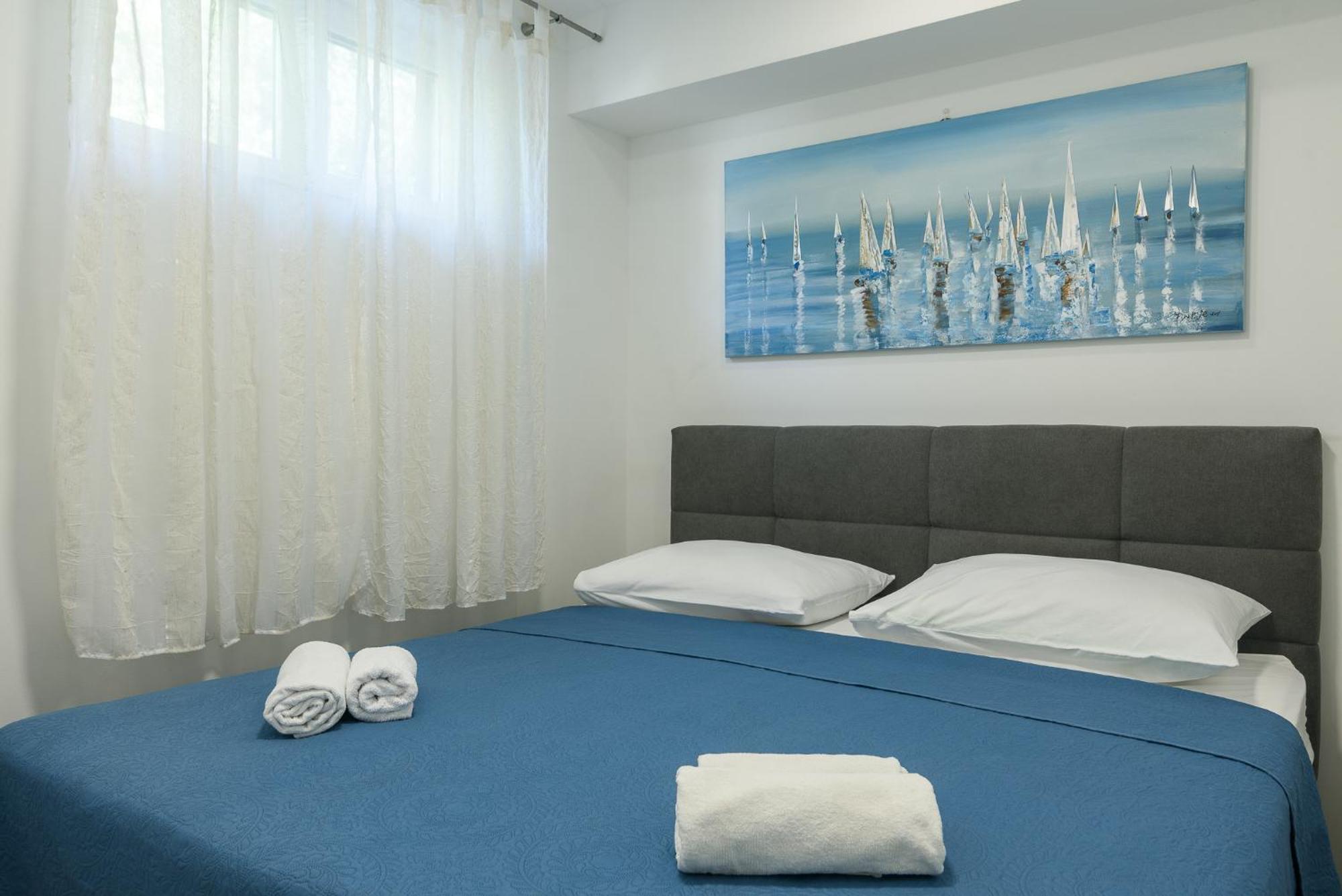 טרוגיר Apartments Eva מראה חיצוני תמונה