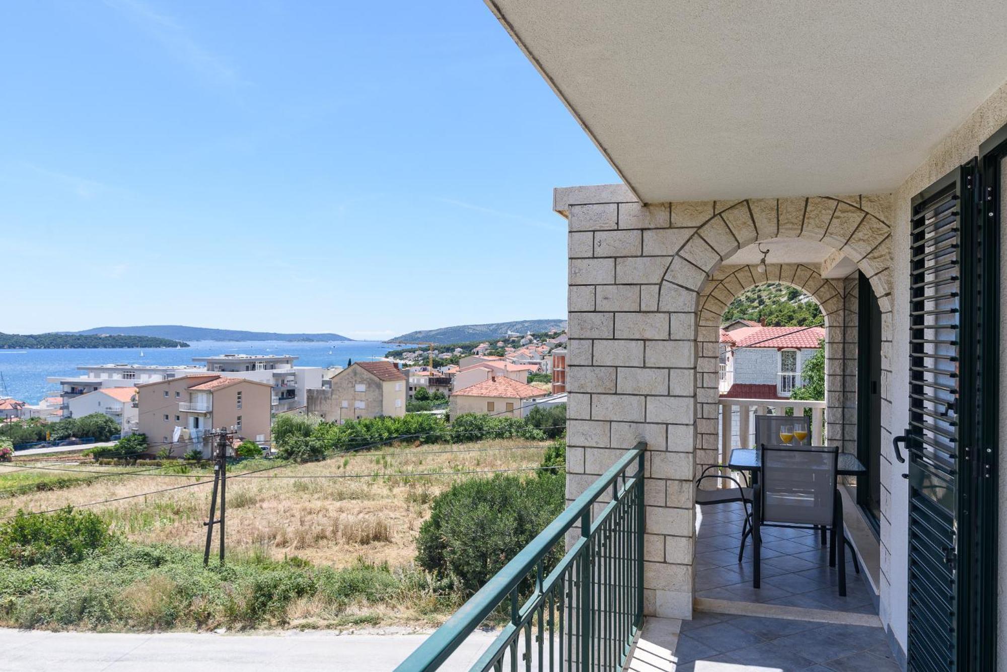טרוגיר Apartments Eva מראה חיצוני תמונה