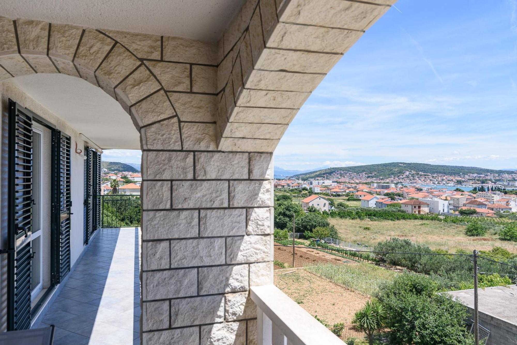 טרוגיר Apartments Eva מראה חיצוני תמונה
